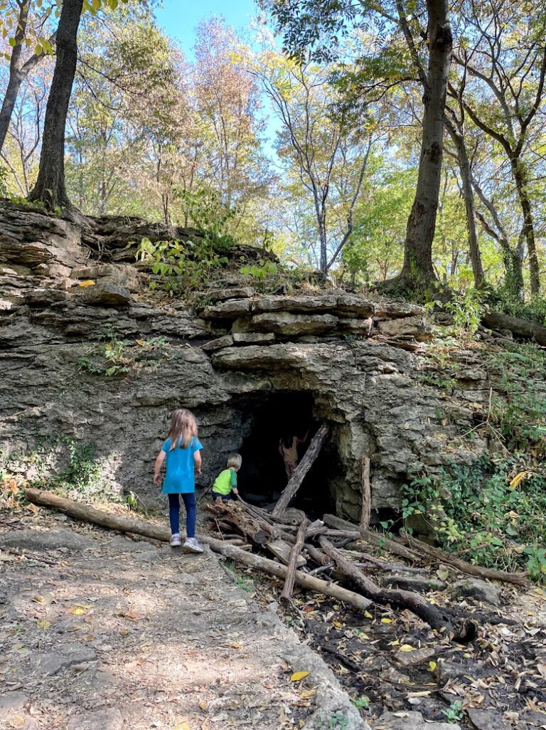 21 Best Trails for Hiking in Kansas City