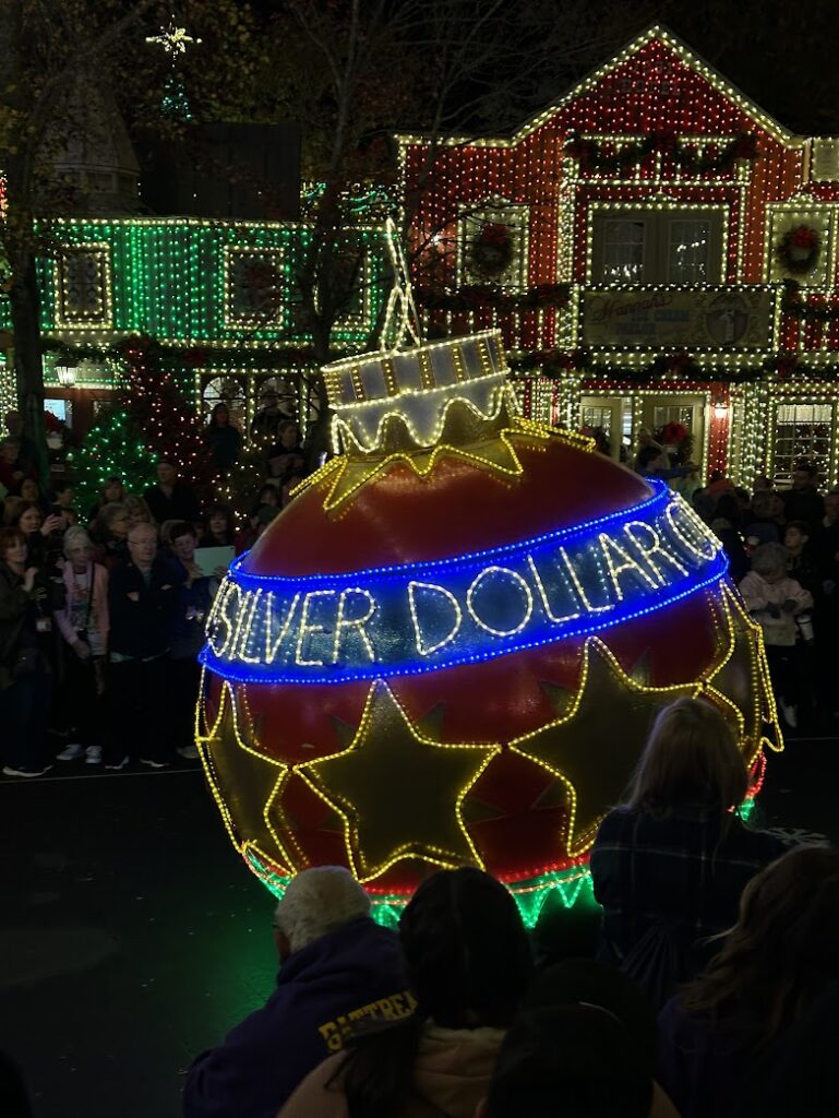 A large ornament float on the Silver Dollar City Parade 